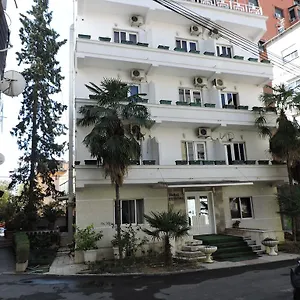 *** Ξενοδοχείο La Favorita Αλβανία
