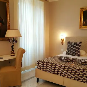 ** Πανσιόν Angel Spagna Ιταλία